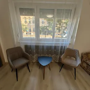 https://oasis-apartman-ii.szeged-hotels.com